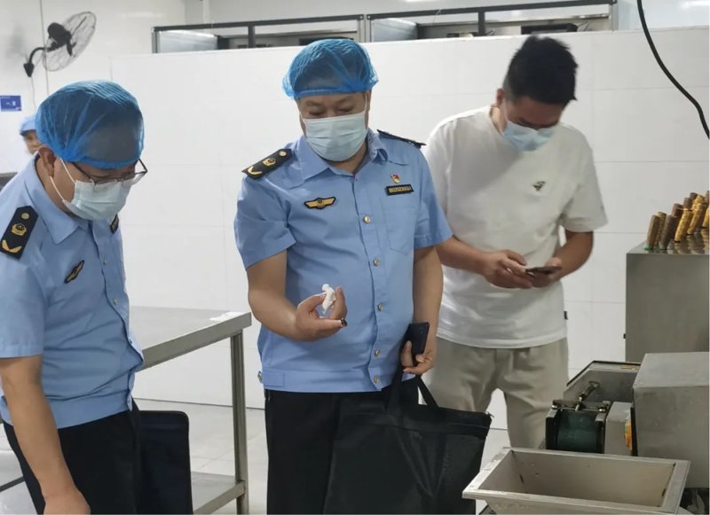 开学季!湖南市场监管筑牢校园食品安全防线(四)